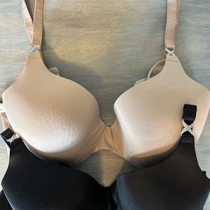Two Brand new Jockey Underwire bras.Black , tan